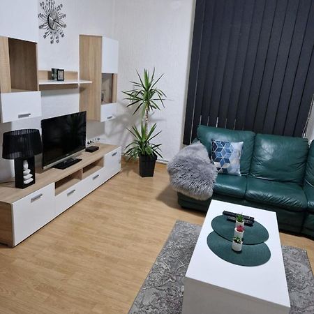 Apartamento Kuca Na Dan Šid Exterior foto