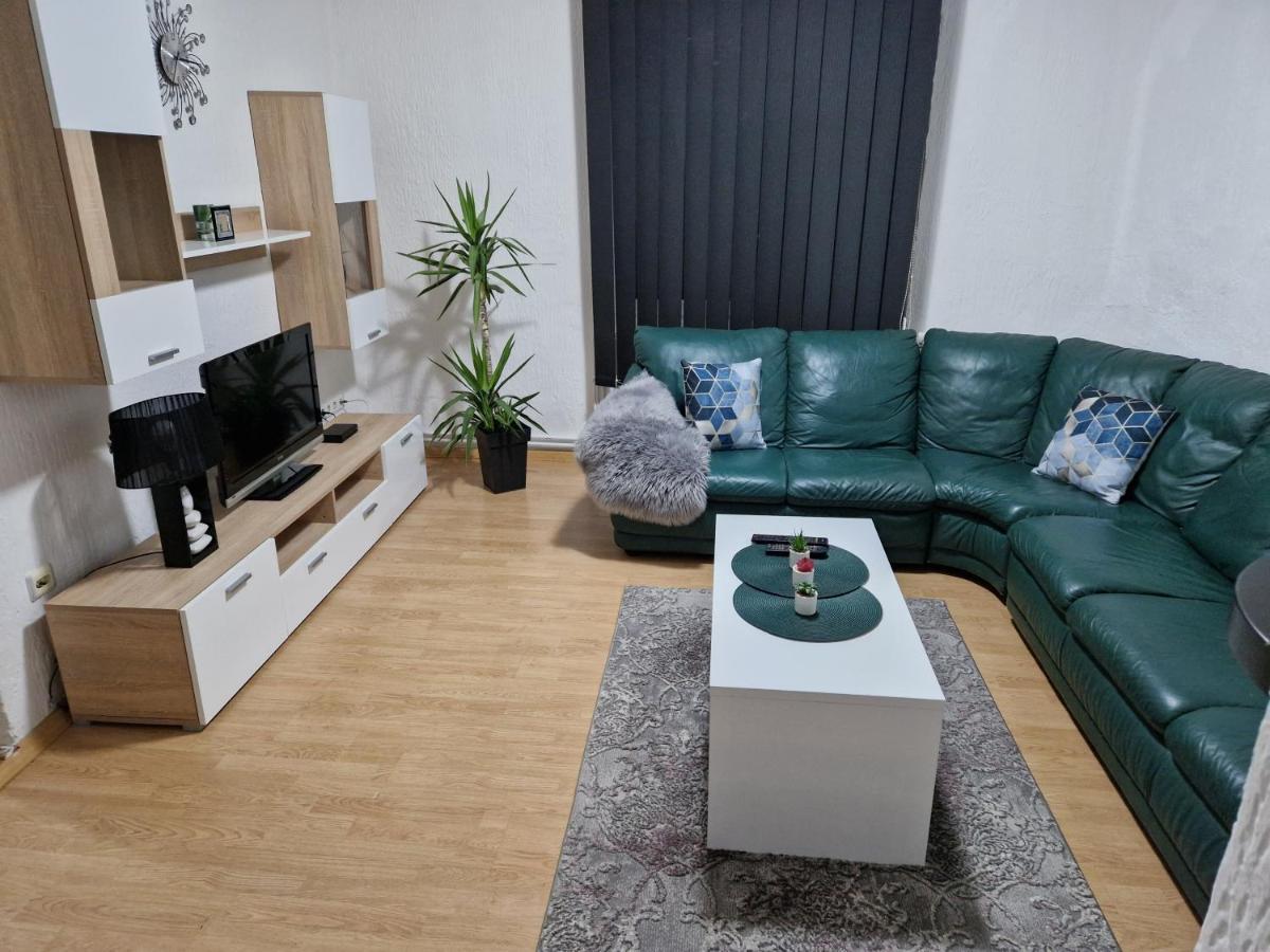 Apartamento Kuca Na Dan Šid Exterior foto